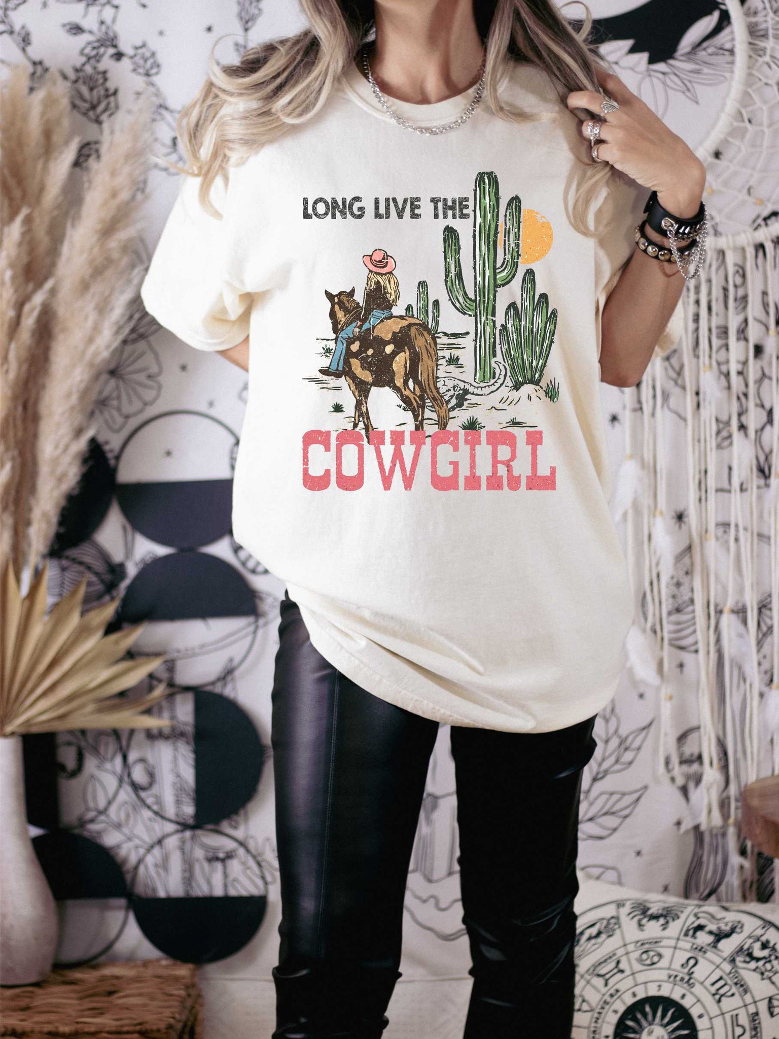 0260 Long Live the Cowgirl Comfort Color Tee